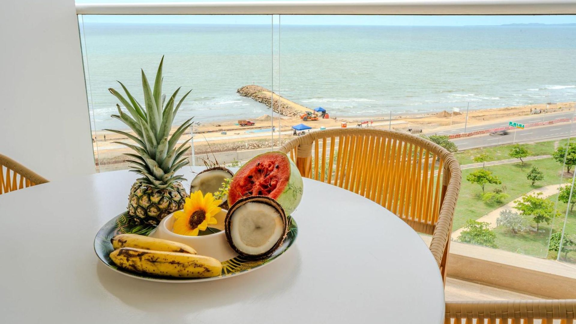 Hermoso De Lujo Con Piscinas Jacuzzi Y Baño Turco 10 24 *