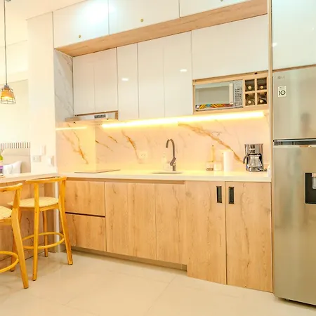 Hermoso De Lujo Con Piscinas Jacuzzi Y Baño Turco 10 24 *